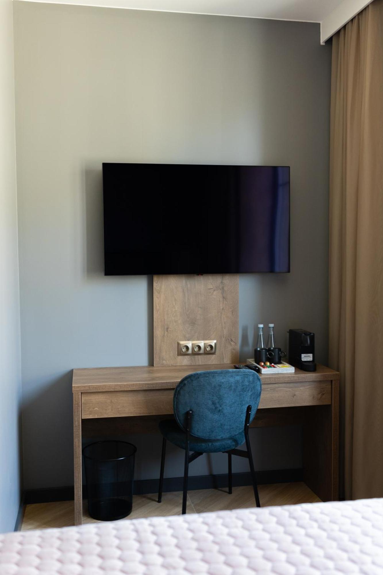 Four Sisters Luxury Rooms In Siauliai Экстерьер фото