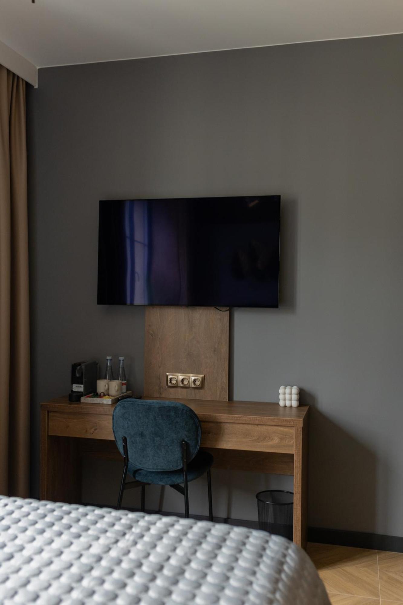 Four Sisters Luxury Rooms In Siauliai Экстерьер фото