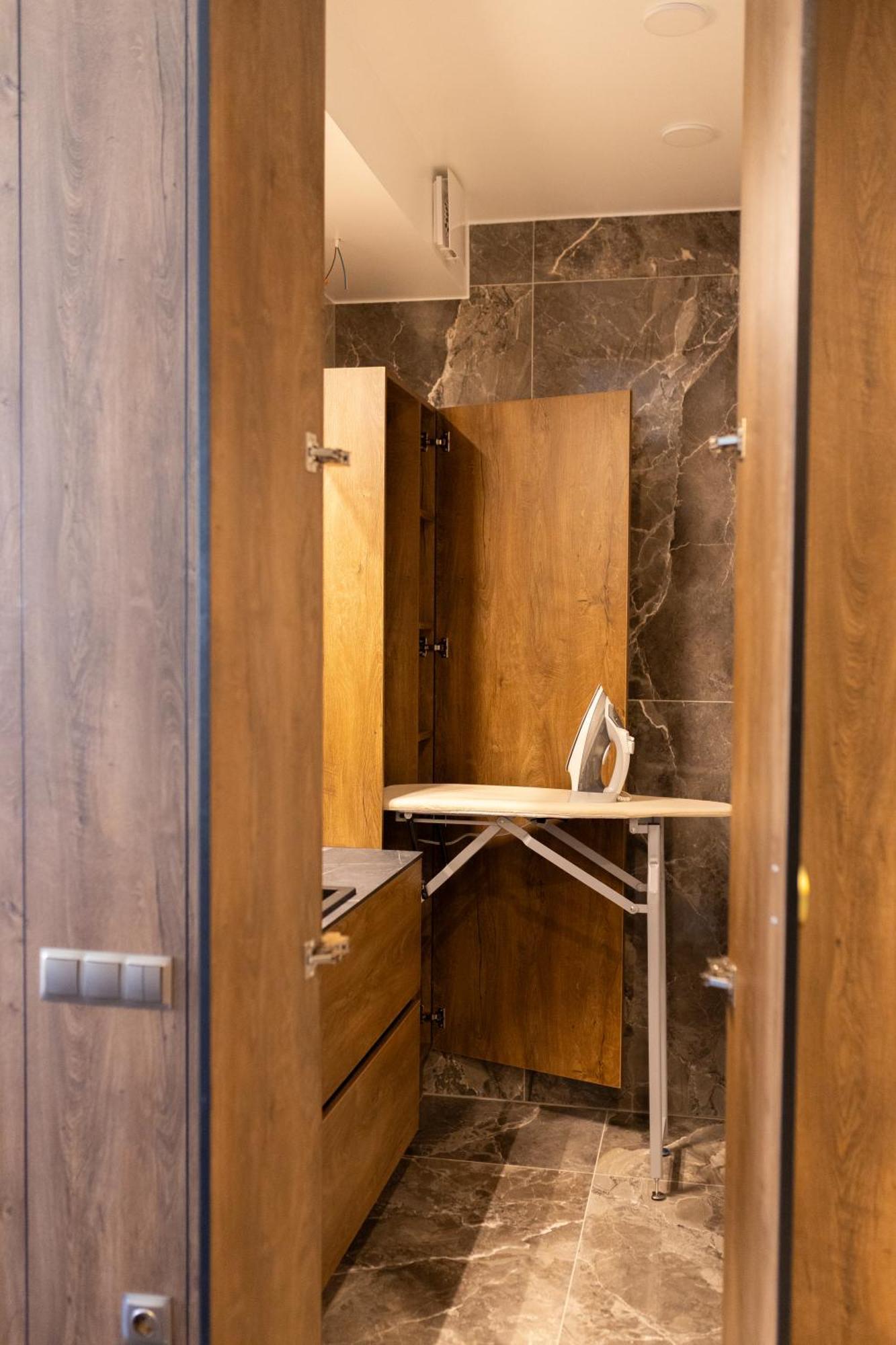 Four Sisters Luxury Rooms In Siauliai Экстерьер фото