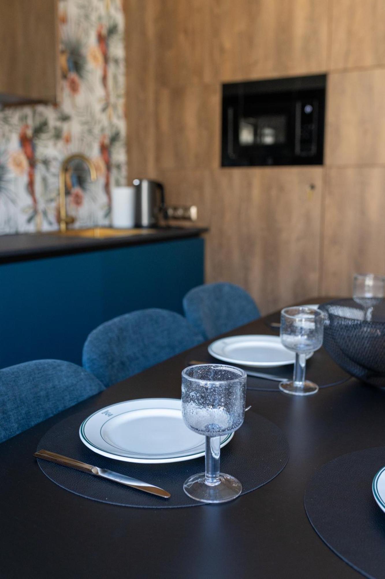 Four Sisters Luxury Rooms In Siauliai Экстерьер фото