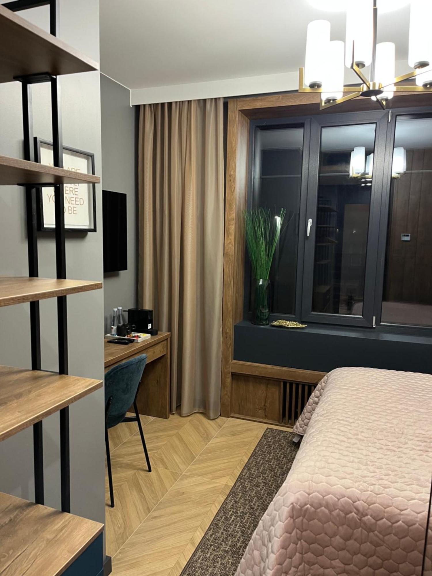 Four Sisters Luxury Rooms In Siauliai Экстерьер фото